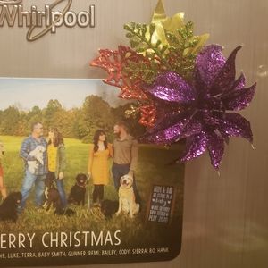 holiday floral magnet